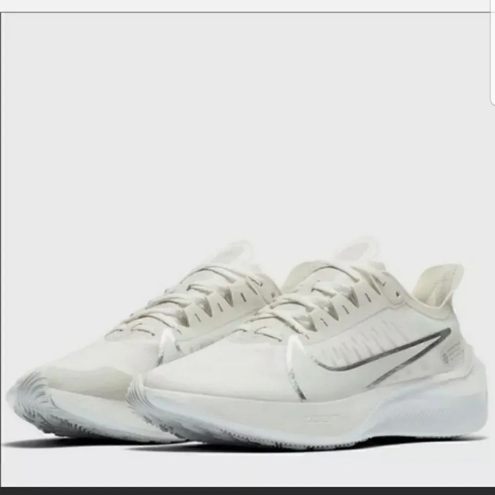 Nike Zoom Gravity Platinum Tint Shoes sz 8.5